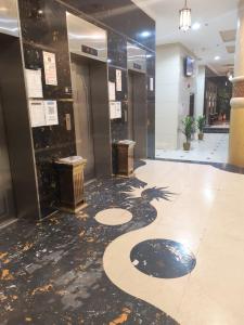 Ο χώρος του λόμπι ή της ρεσεψιόν στο فندق المسار العزيزية