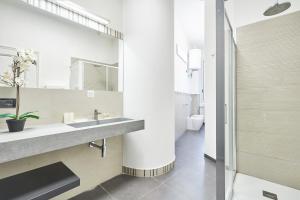 Ένα μπάνιο στο Easylife - Milano - Battisti 13 - Duomo