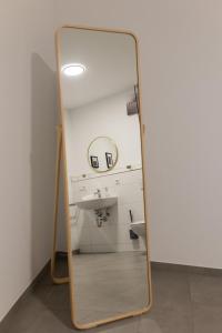 Koupelna v ubytování Modernes Apartment am Schloss - Claycation