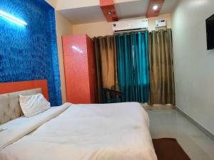 Φωτογραφία από το άλμπουμ του PLAY DM EXPO HOTEL couple friendly σε Greater Noida +2 φωτογραφίες