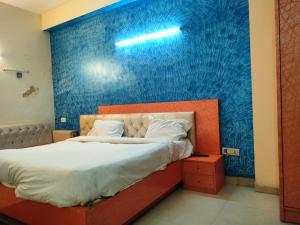 Φωτογραφία από το άλμπουμ του PLAY DM EXPO HOTEL couple friendly σε Greater Noida