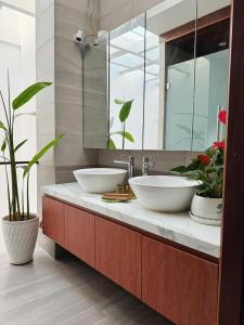 Ένα μπάνιο στο Le Home Phan Rang