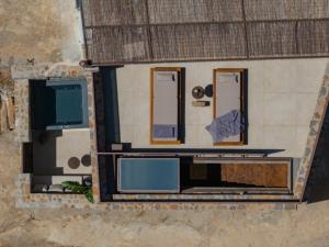 Φωτογραφία από το άλμπουμ του Drakoni Luxury Suite, an Architectural Hideaway, By ThinkVilla στον Άγιο Νικόλαο