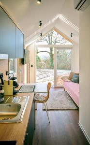 Posezení v ubytování Tiny House im Schwarzwald-Natur, Ruhe & Erholung