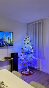 TV a/nebo společenská místnost v ubytování Villa Adriana