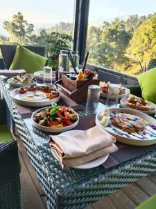 Еда / где поесть недалеко от отеля