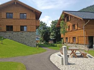 Το κτήριο όπου στεγάζεται  το διαμέρισμα +11 φωτογραφίες