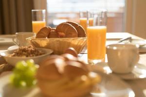 Φαγητό σε αυτό το διαμέρισμα ή κάπου εκεί κοντά