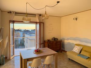 Μπαλκόνι ή βεράντα στο Terrazza vista mare-Parcheggio gratuito -3Min A14 -Mastrangelo Beach