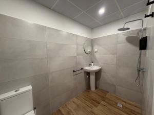 Ένα μπάνιο στο Hostal Alcorcón