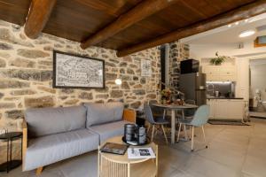 Kuchyň nebo kuchyňský kout v ubytování Seaside Palio Damnoni, Your Ultimate Escape