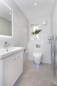 Koupelna v ubytování Stanley House