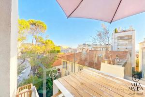 Ban công/sân hiên tại VILLA MARINA CANNES