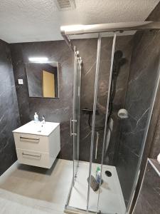 Ένα μπάνιο στο Chalet Graben - Aare Jungfrau AG