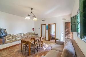 Χώρος καθιστικού στο Cubo's Casa Rural San Cristobal Cortijo el Puntal