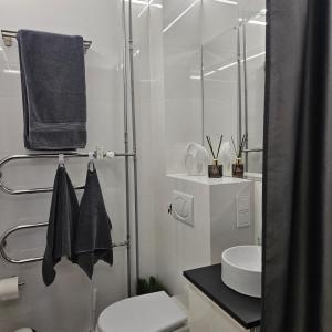 Phòng tắm tại Buto nuoma Šviesos gatvėje +16 ảnh