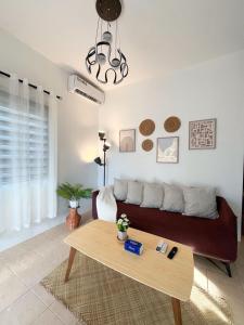 Un lugar para sentarse en Serene Stay in Royal Palms Tres Panglao 1409