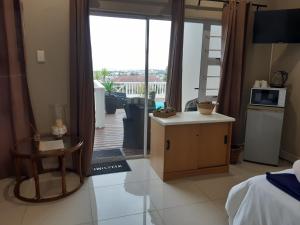 Gallery image of THE VIEW in Port Alfred +4 photos