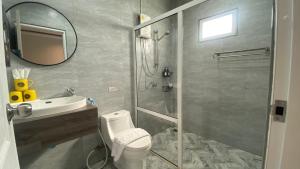 Ванная комната в Suntalee House +123 фотографии