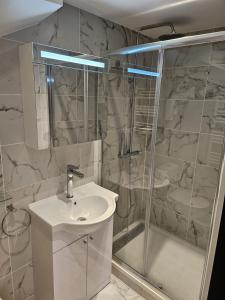 Et badeværelse på La suite - Rue droite