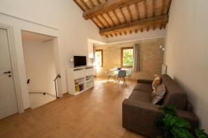 TV a/nebo společenská místnost v ubytování Borgo RE