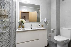 Koupelna v ubytování Aveiro Le petit venise du portugal + 24 fotografií