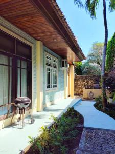 Bygningen som villaen ligger i