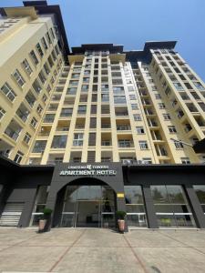 Το κτήριο όπου στεγάζεται  το διαμέρισμα