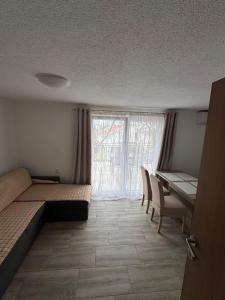 Billede fra billedgalleriet på Apartmani Ugrudkov i Šušanj