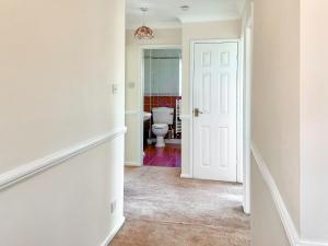 Ένα μπάνιο στο Harbourside - Uk50226