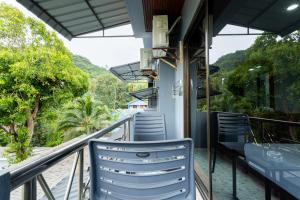 Balkón nebo terasa v ubytování Amorn Mansion