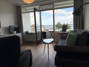 Et tv og/eller underholdning på Strandhotel - 19 "Sardinenbüchse" + 14 billeder