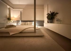 High Tree - Macclesfield - Near AZ, Rail & Peaks في ماكليسفيلد: غرفة نوم بها سرير كبير في الغرفة