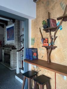 Телевизор и/или развлекательный центр в Zeppelin Art-Hostel