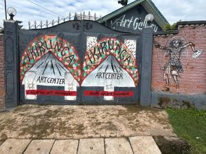 Fotografie z fotogalerie ubytování Ikirunga Art Center v destinaci Kinigi + 2 fotografie