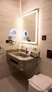 Un baño de Grand hotel alhamra