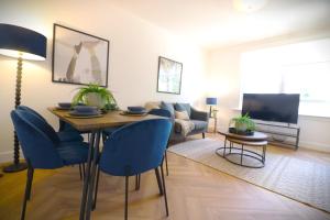 Et tv og/eller underholdning på Signature - Oak House