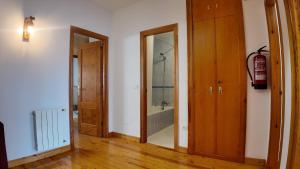 Koupelna v ubytování Casa Vacacional Entre Mar y Picos + 40 fotografií