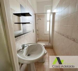 Φωτογραφία από το άλμπουμ του Casa Adelaide vicino al mare,uscita Ancona Sud σε Gli Angeli