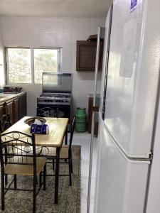 Kuchyň nebo kuchyňský kout v ubytování عجلون صخره