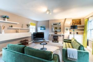 Et opholdsområde på Central Stamford Apartment - Very Spacious