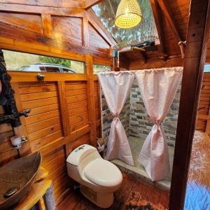 Koupelna v ubytování Cabaña Santo Domingo