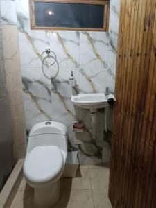 Et badeværelse på Mirador de Paipa