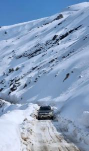 Rent A Car - Jimny 4X4 & Duster 4X4 om vinteren