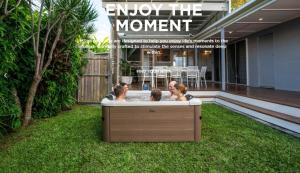 Сад в Acropole Laganas Hot Spa Jacuzzi by "elite"