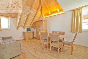 TV a/nebo společenská místnost v ubytování Alpenperle