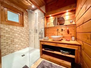 Ένα μπάνιο στο Au Chalet d'Aurélie +10 φωτογραφίες