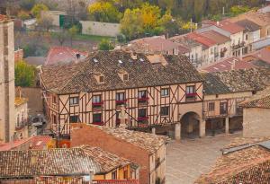 Το κτήριο όπου στεγάζεται  το πανδοχείο