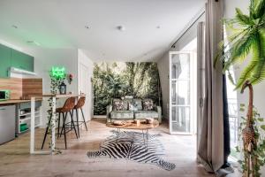 Køkken eller tekøkken på Green Oasis Proche Gare & Disneyland