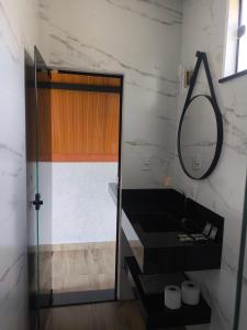 Ένα μπάνιο στο Chalés JH